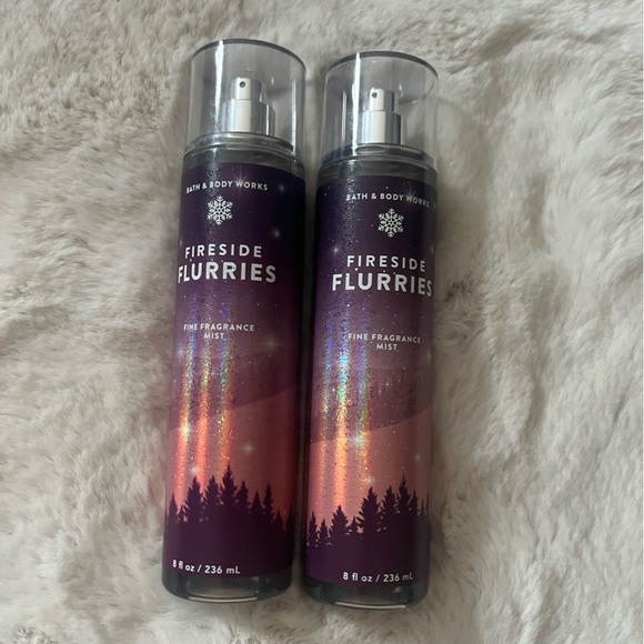 Fireside Flurries from Bath & Body Works - Picture 1 of 3